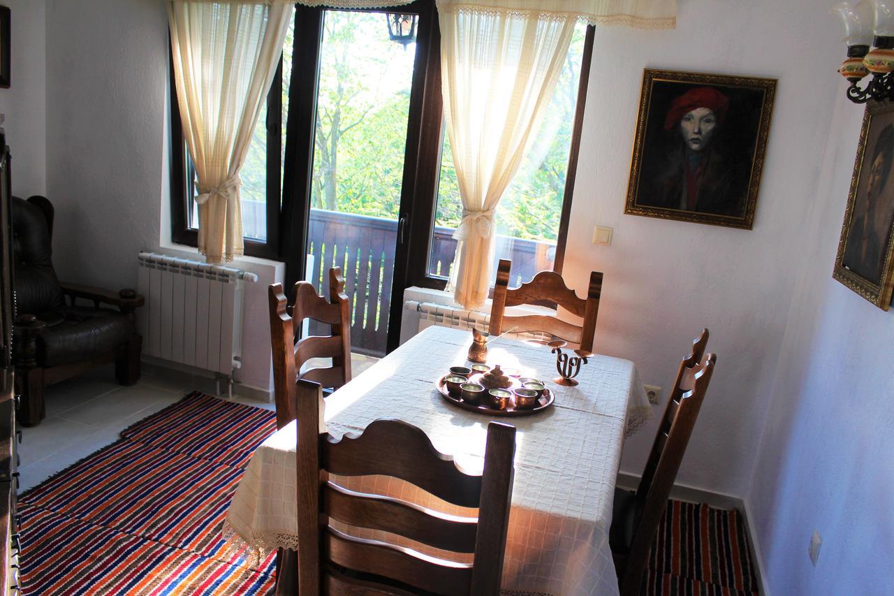 Hotel Sokay Trjavna Eksteriør bilde