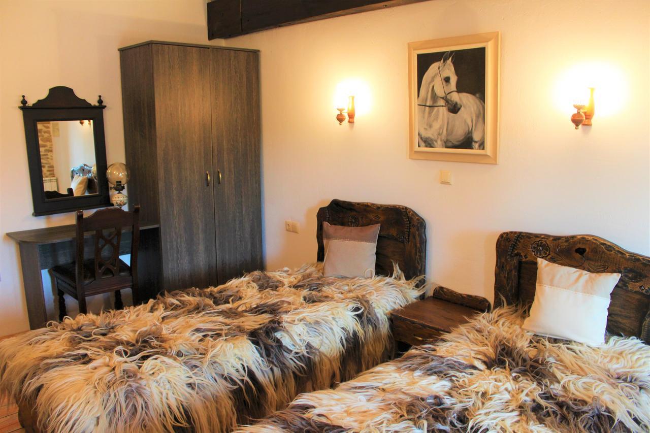 Hotel Sokay Trjavna Eksteriør bilde